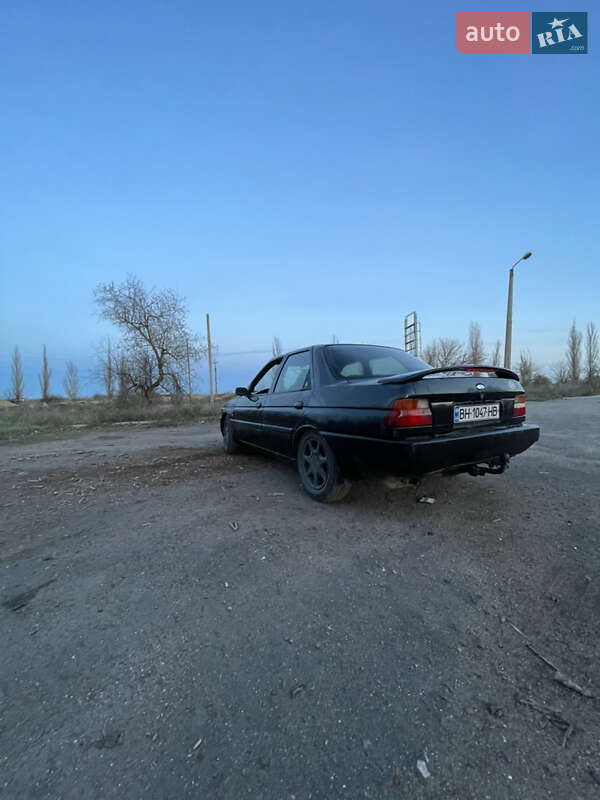 Седан Ford Escort 1996 в Николаеве