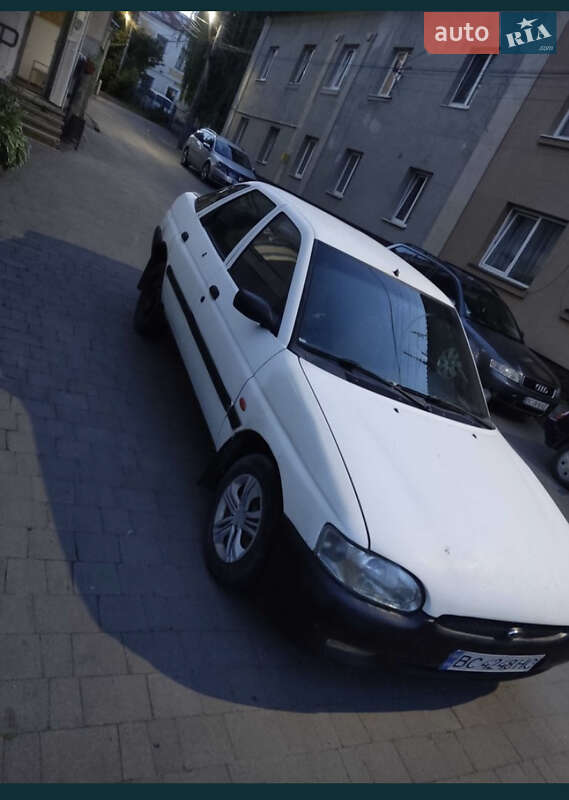 Ліфтбек Ford Escort 1996 в Львові фото 8 Ліфтбек Ford Escort 1996 в Львові