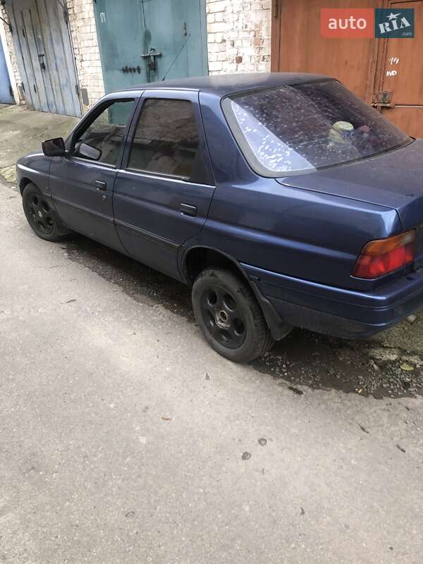 Седан Ford Escort 1994 в Рівному фото 3 Седан Ford Escort 1994 в Рівному