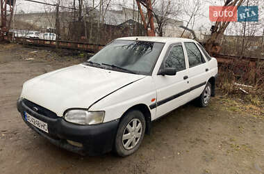 Седан Ford Escort 1996 в Ромнах