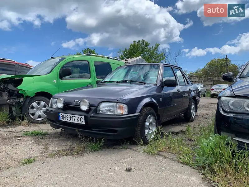 Ford Escort 1989