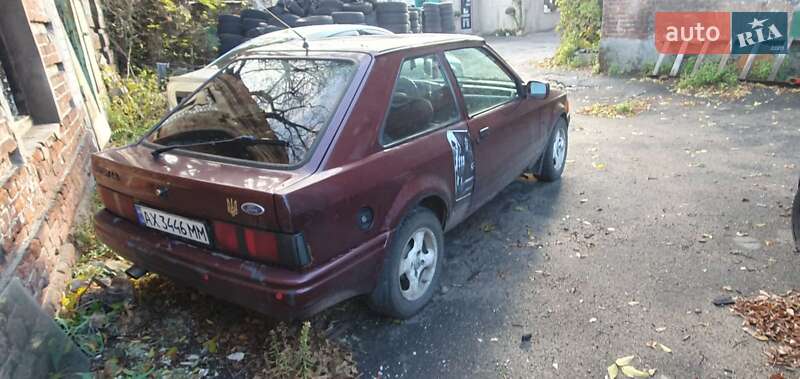 Хэтчбек Ford Escort 1989 в Харькове