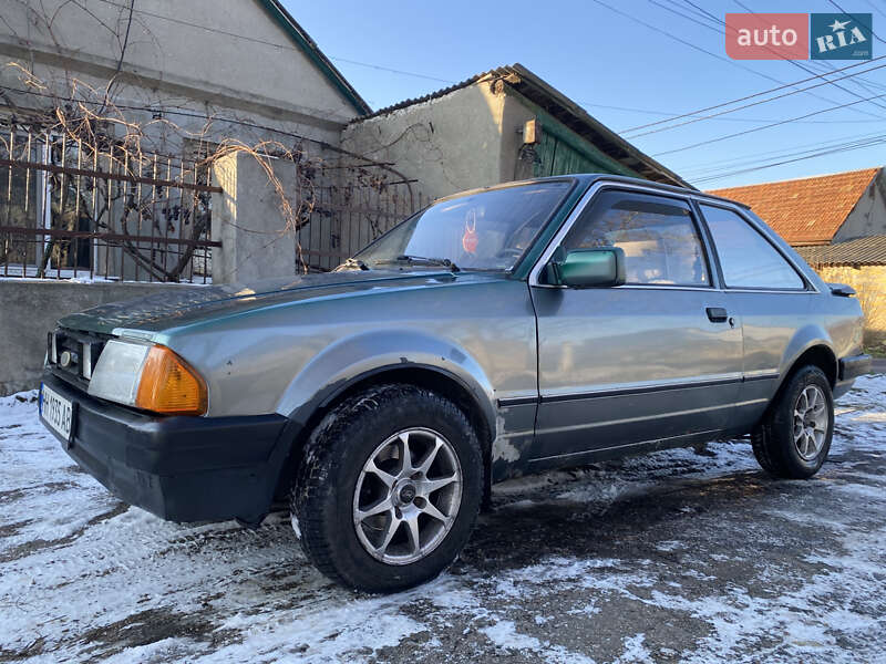 Ліфтбек Ford Escort 1982 в Одесі