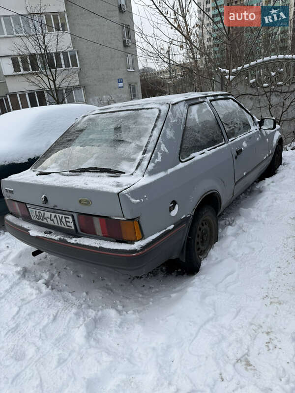Лифтбек Ford Escort 1988 в Киеве фото 3 Лифтбек Ford Escort 1988 в Киеве