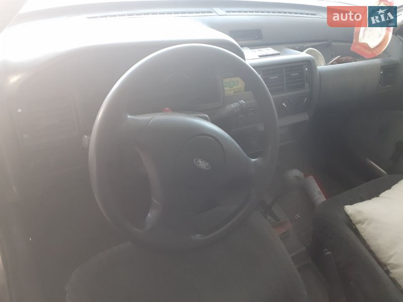 Хетчбек Ford Escort 1992 в Запоріжжі фото 11 Хетчбек Ford Escort 1992 в Запоріжжі