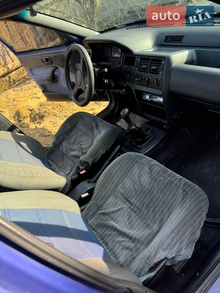 Хэтчбек Ford Escort 1993 в Перемышлянах