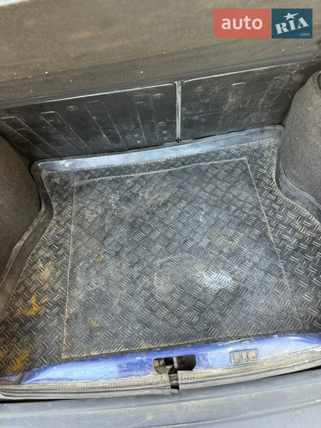 Хэтчбек Ford Escort 1993 в Перемышлянах