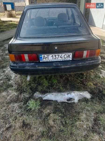 Хэтчбек Ford Escort 1987 в Бурштыне