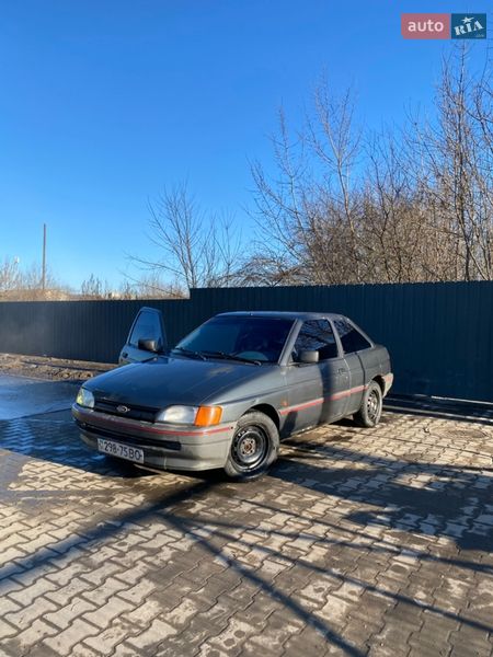 Хэтчбек Ford Escort 1991 в Красилове