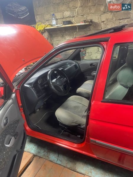 Лифтбек Ford Escort 1990 в Краматорске