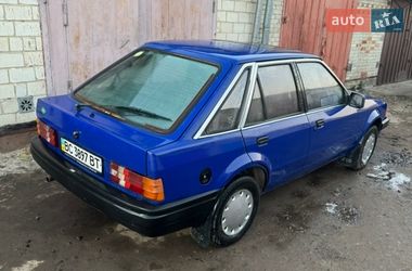 Хэтчбек Ford Escort 1985 в Львове