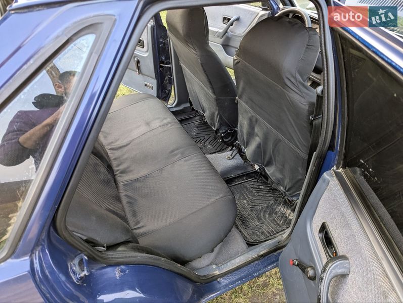 Хэтчбек Ford Escort 1988 в Великом Кучурове