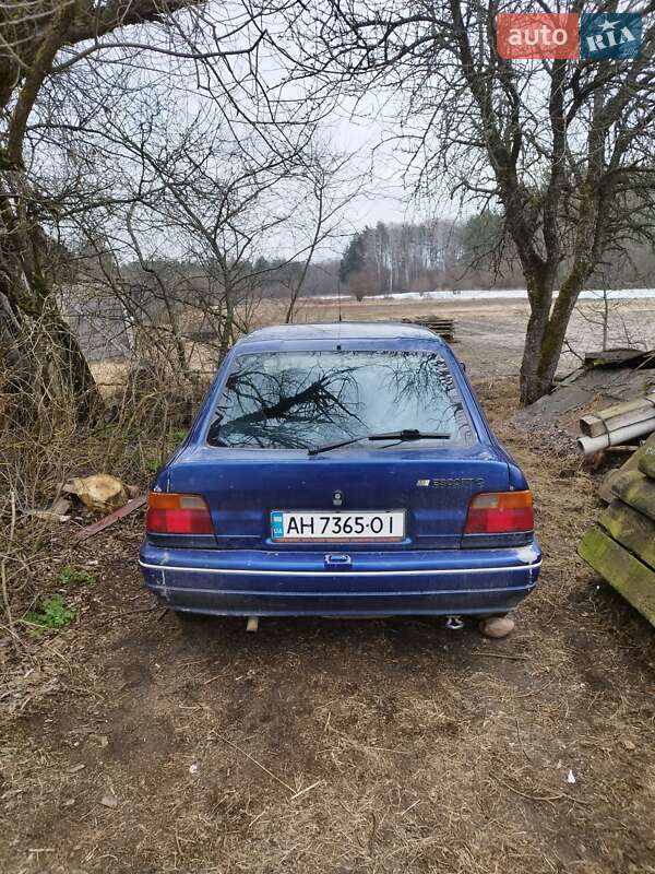 Хэтчбек Ford Escort 1991 в Ямполе фото 5 Хэтчбек Ford Escort 1991 в Ямполе