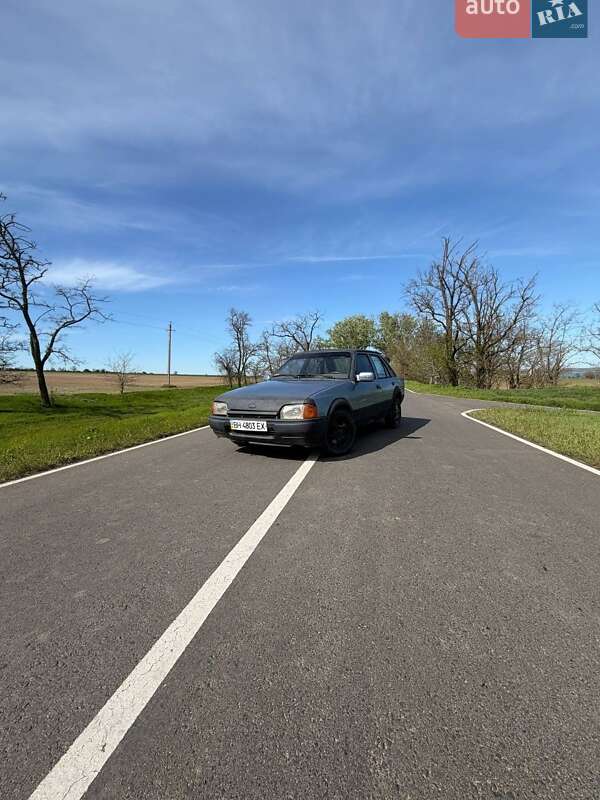 Ford Escort 1988
