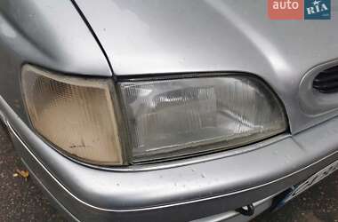 Хетчбек Ford Escort 1994 в Смілі