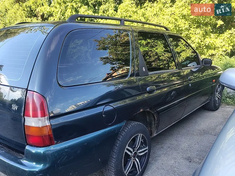 Ford Escort 1996