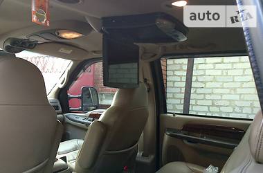 Внедорожник / Кроссовер Ford Excursion 2005 в 