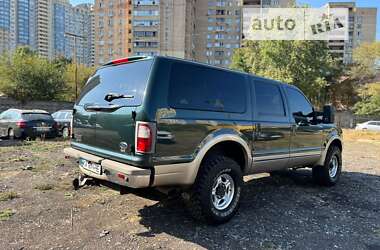 Позашляховик / Кросовер Ford Excursion 2001 в 