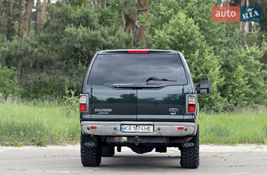 Внедорожник / Кроссовер Ford Excursion 2001 в 
