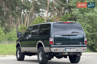 Внедорожник / Кроссовер Ford Excursion 2001 в 