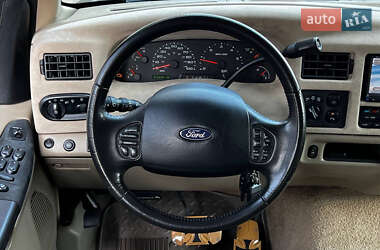 Внедорожник / Кроссовер Ford Excursion 2005 в 