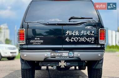 Внедорожник / Кроссовер Ford Excursion 2005 в 