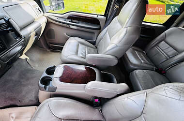 Внедорожник / Кроссовер Ford Excursion 2001 в 