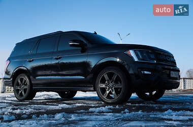 Внедорожник / Кроссовер Ford Expedition 2019 в 