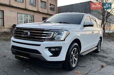 Позашляховик / Кросовер Ford Expedition 2019 в 