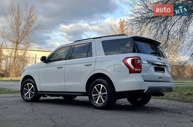 Позашляховик / Кросовер Ford Expedition 2019 в 