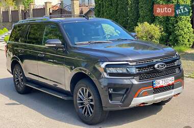 Внедорожник / Кроссовер Ford Expedition 2022 в 