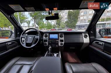 Внедорожник / Кроссовер Ford Expedition 2016 в 