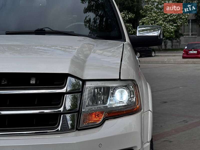 Позашляховик / Кросовер Ford Expedition 2016 в Дніпрі