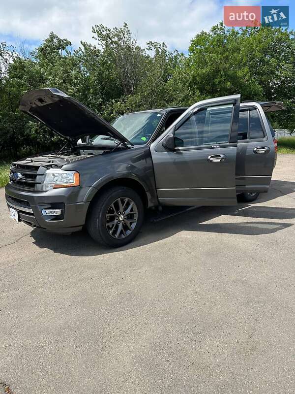 Внедорожник / Кроссовер Ford Expedition 2017 в Первомайске фото 37 Внедорожник / Кроссовер Ford Expedition 2017 в Первомайске