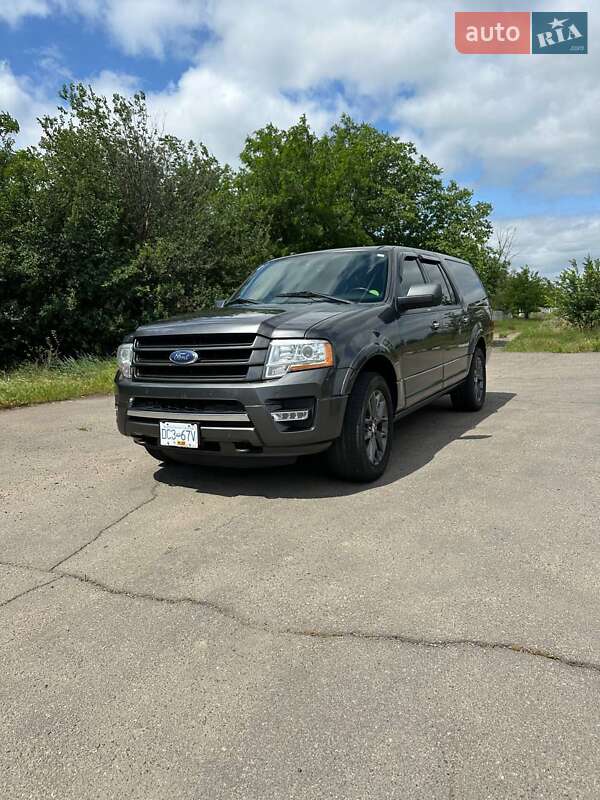 Внедорожник / Кроссовер Ford Expedition 2017 в Первомайске