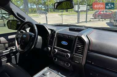 Внедорожник / Кроссовер Ford Expedition 2019 в 