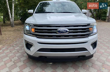 Внедорожник / Кроссовер Ford Expedition 2019 в 