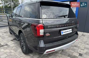 Позашляховик / Кросовер Ford Expedition 2022 в 