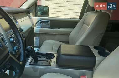 Внедорожник / Кроссовер Ford Expedition 2014 в 