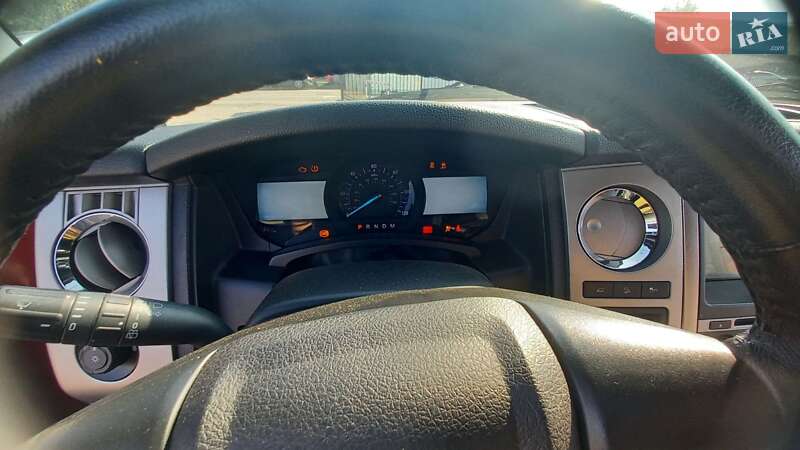 Позашляховик / Кросовер Ford Expedition 2016 в Києві фото 20 Позашляховик / Кросовер Ford Expedition 2016 в Києві