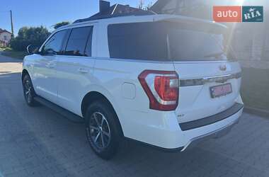Позашляховик / Кросовер Ford Expedition 2019 в 