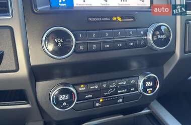 Позашляховик / Кросовер Ford Expedition 2019 в 