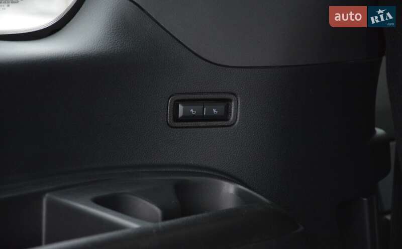 Внедорожник / Кроссовер Ford Expedition 2020 в Киеве