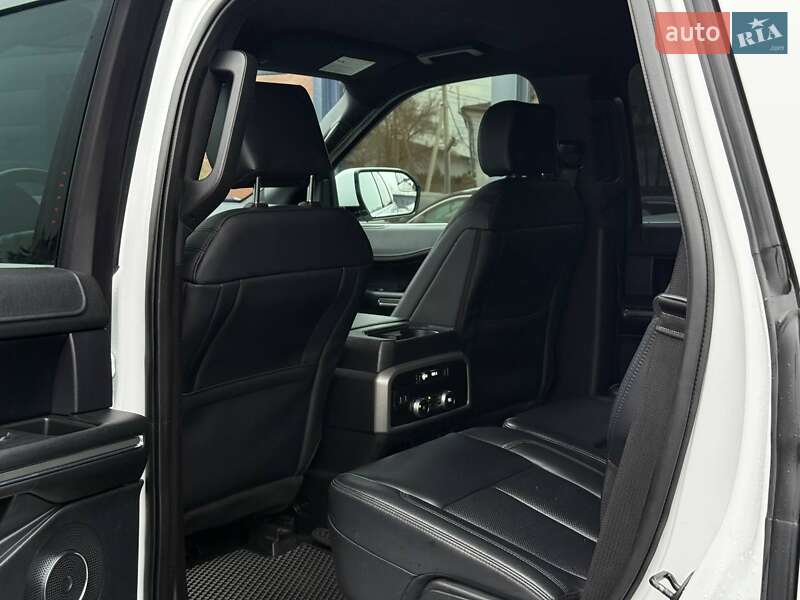 Позашляховик / Кросовер Ford Expedition 2019 в Рівному