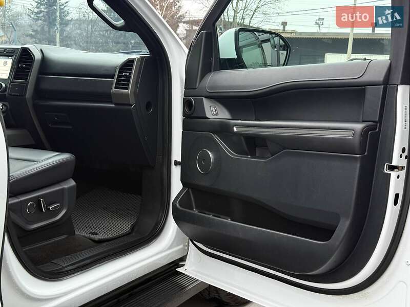 Позашляховик / Кросовер Ford Expedition 2019 в Рівному