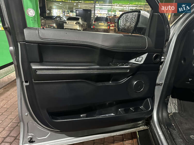 Внедорожник / Кроссовер Ford Expedition 2019 в Киеве