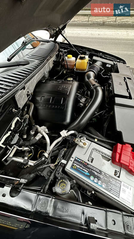 Позашляховик / Кросовер Ford Expedition 2016 в Києві фото 29 Позашляховик / Кросовер Ford Expedition 2016 в Києві