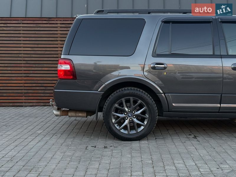 Позашляховик / Кросовер Ford Expedition 2017 в Одесі