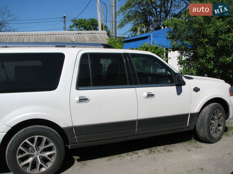 Внедорожник / Кроссовер Ford Expedition 2016 в Днепре