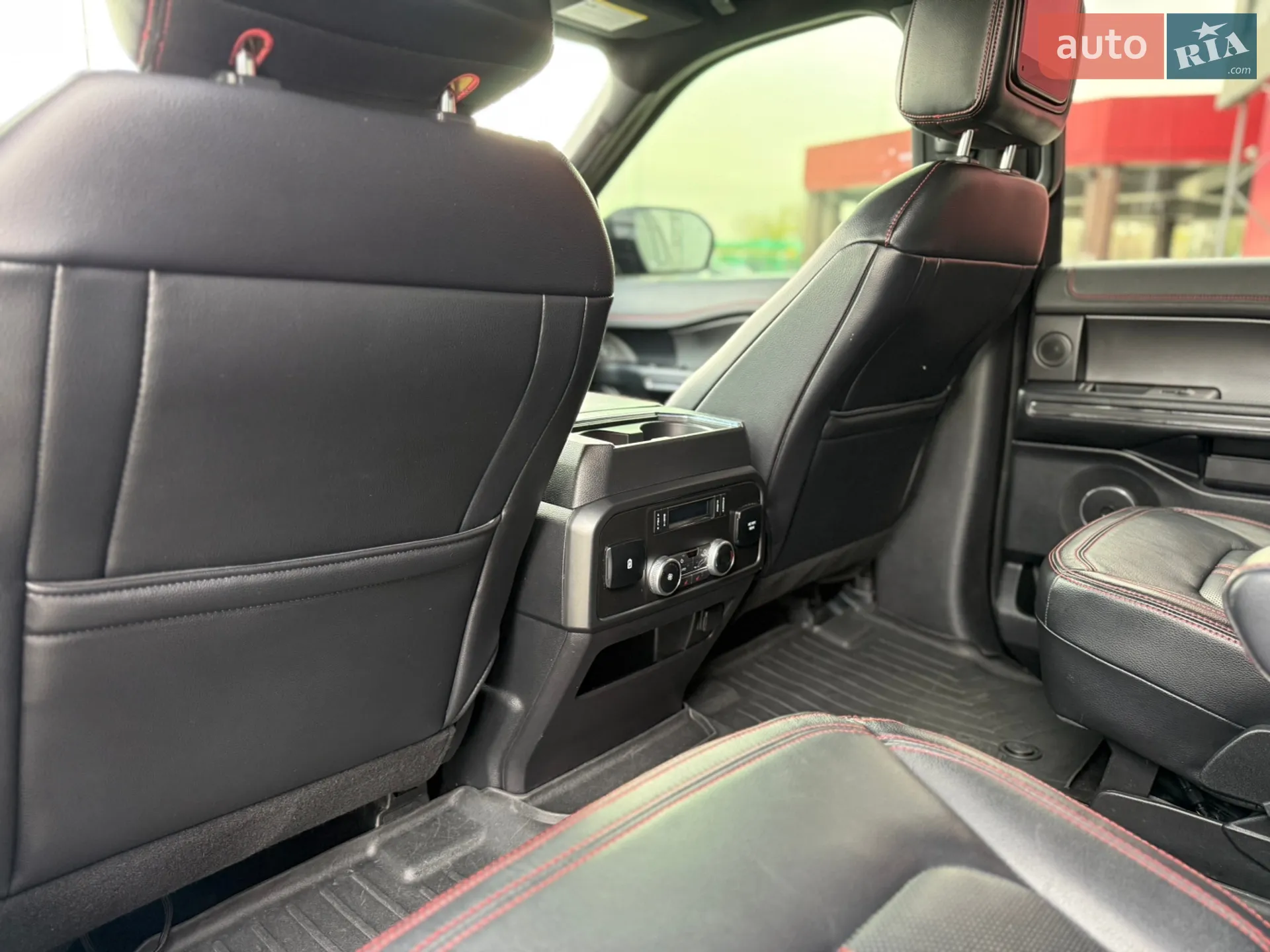 2019 Ford Expedition - мініатюра 19